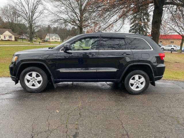 Jeep Grand Cherokee's photo